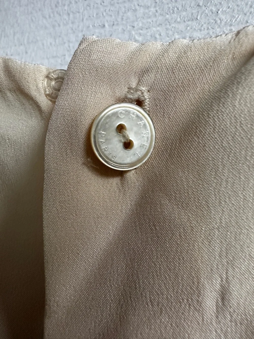 CHANEL Cream Silk Ruffle-Trim Sleeveless Top - Picture 4 of 6